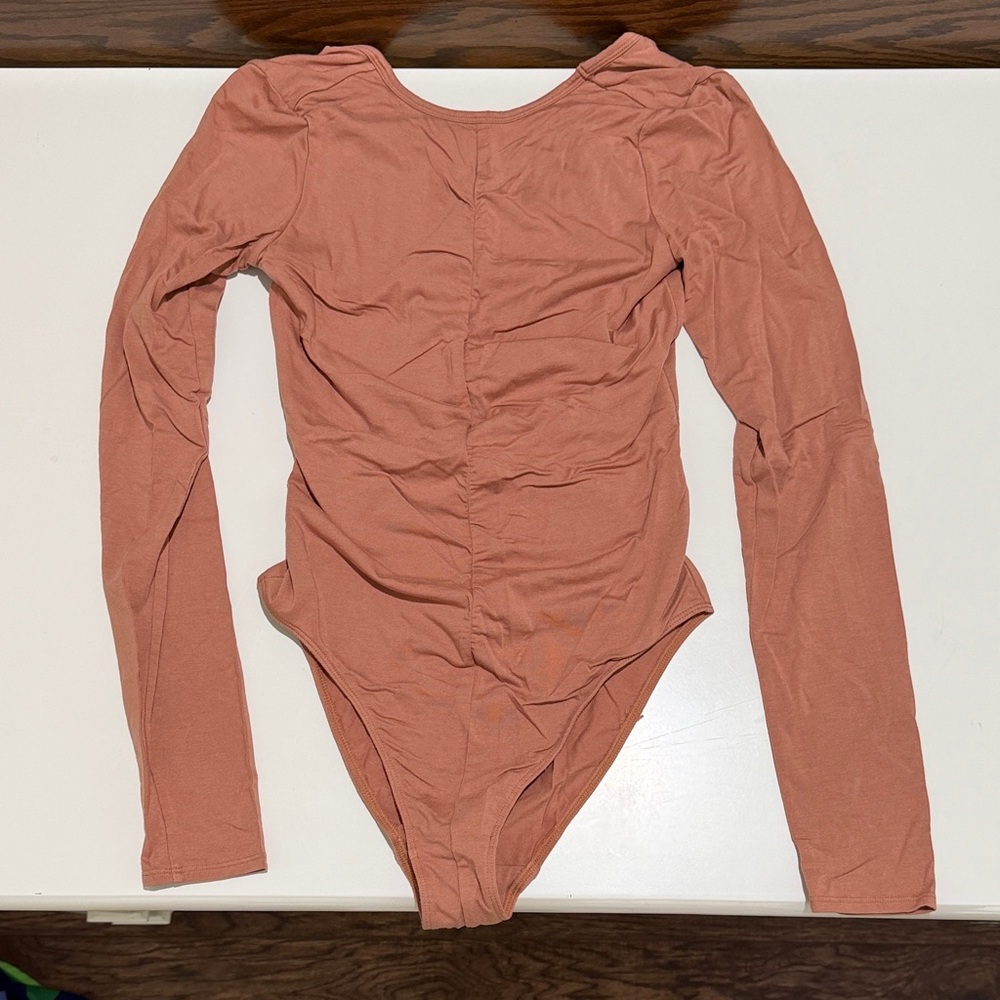 Richer Poorer Kids Long Sleeve Bodysuit in Terracotta